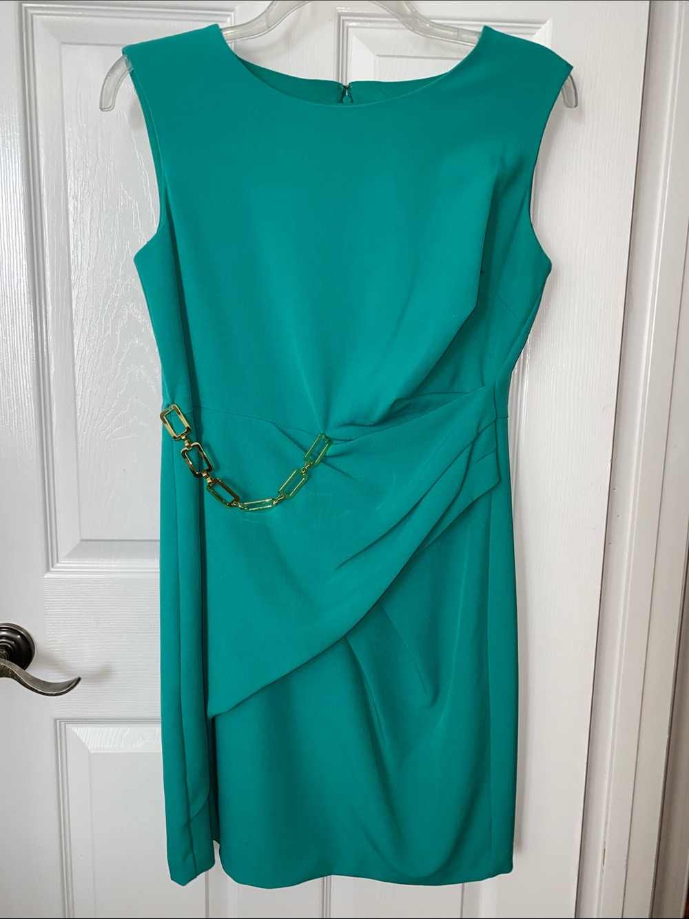 Sleeveless Teal Draped Sheath Dress with Gold Chain Accent - Women